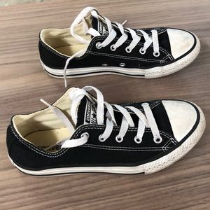 Youth Black Converse